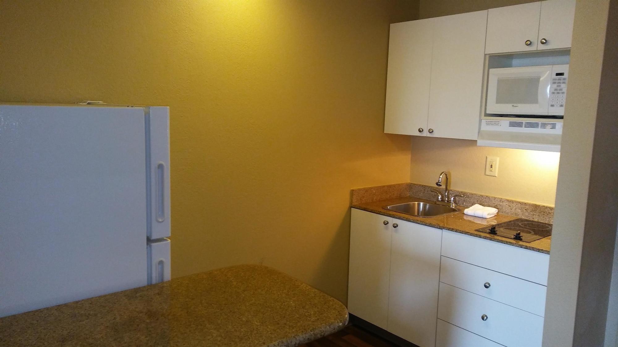 Extended Stay America Suites - Dallas - Las Colinas - Green Park Dr Ървинг Екстериор снимка