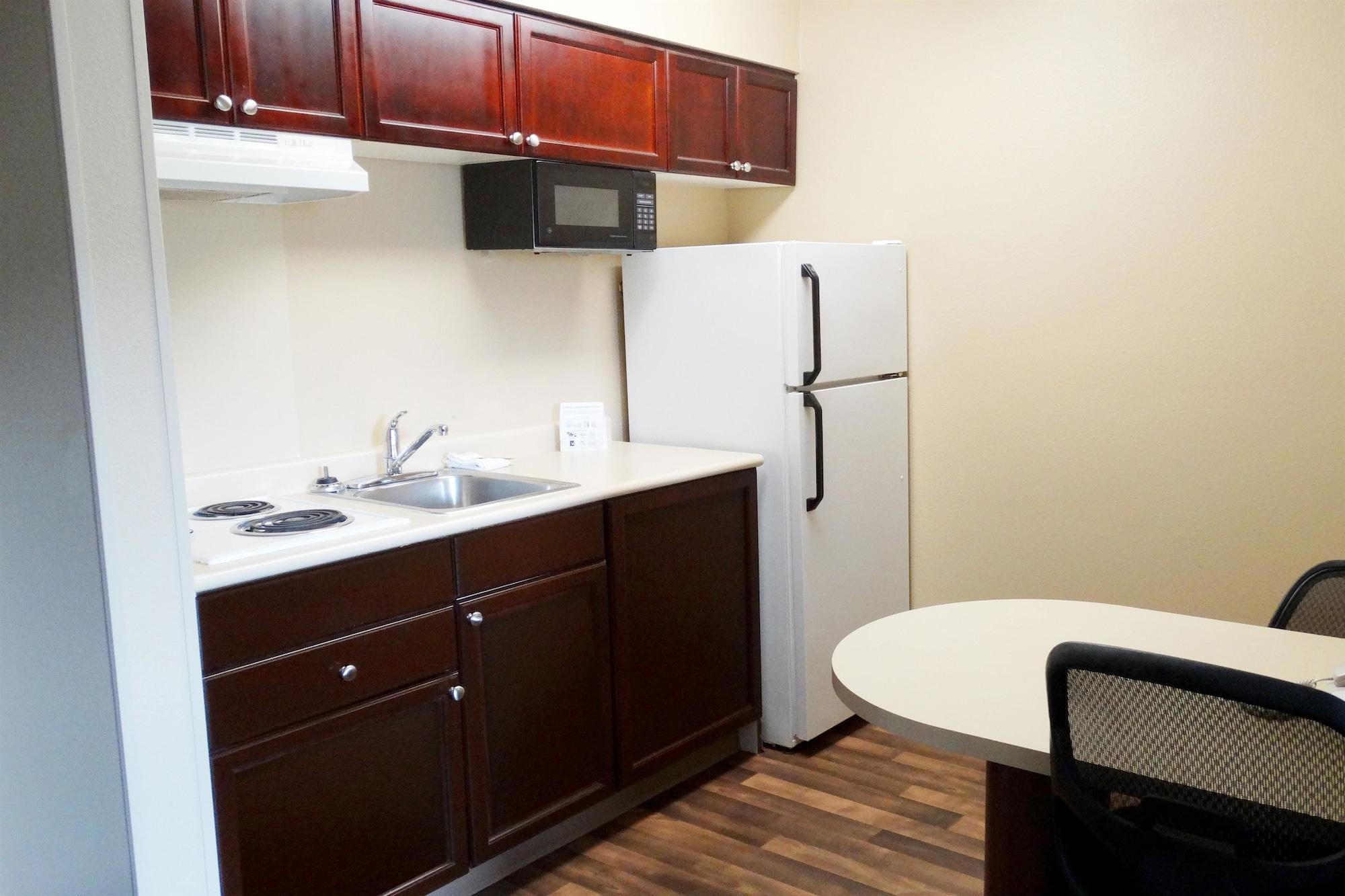 Extended Stay America Suites - Dallas - Las Colinas - Green Park Dr Ървинг Екстериор снимка